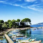 Saint-raphael- Vue Et Massif De L'esterel Apartment *