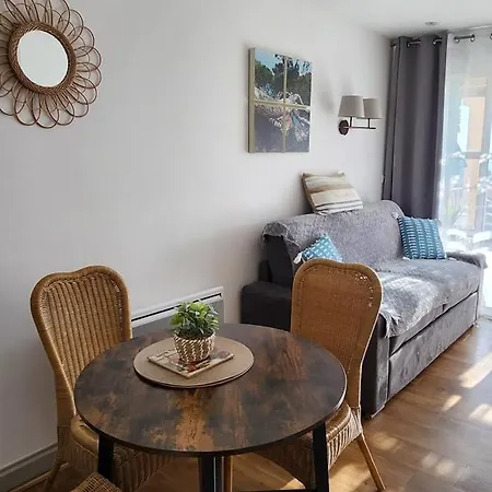 Saint-raphael- Vue Et Massif De L'esterel Apartman