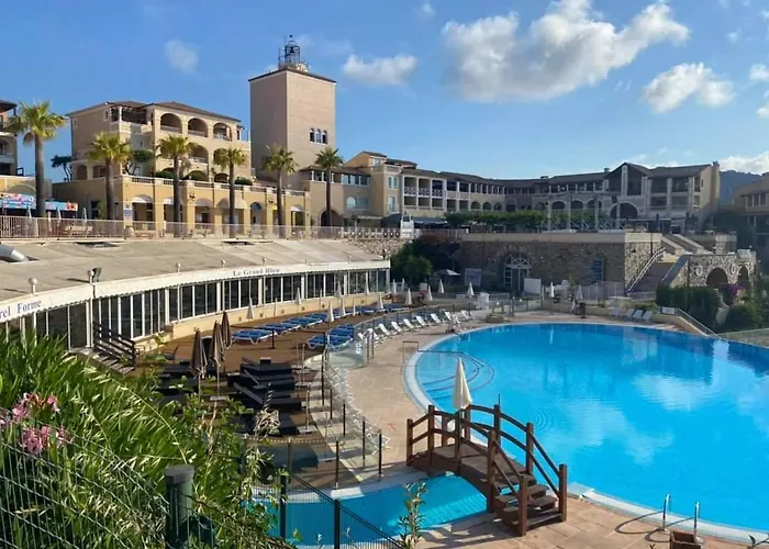 Saint-raphael- Vue Et Massif De L'esterel