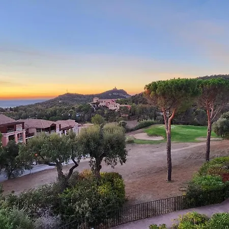 Saint-raphael- Vue Et Massif De L'esterel *
