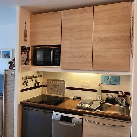 Saint-raphael- Vue Et Massif De L'esterel *