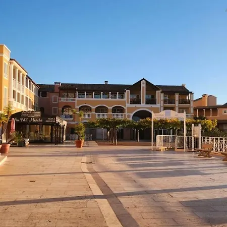 Saint-raphael- Vue Et Massif De L'esterel *